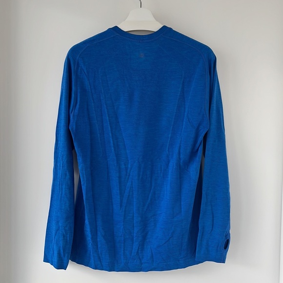 Lululemon Metal Vent Tech Long-Sleeve Shirt in Blue (Medium) - Picture 3 of 4